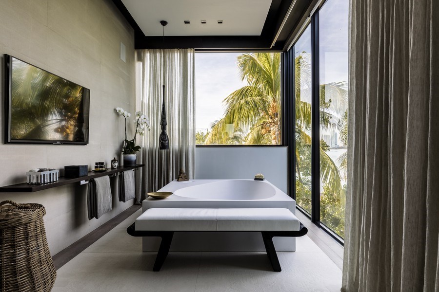 Real Estate Photography - 430 W San Marino Dr, Miami Beach, FL, 33139 - 