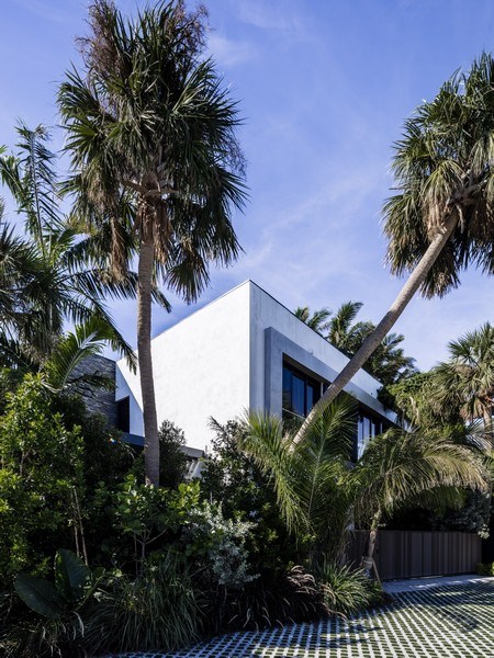 Real Estate Photography - 430 W San Marino Dr, Miami Beach, FL, 33139 - 