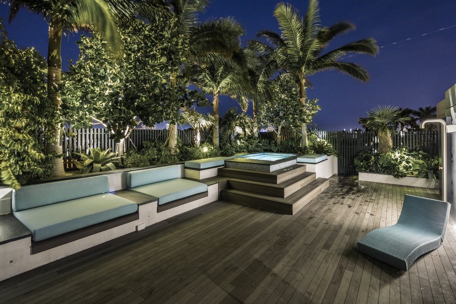 Real Estate Photography - 430 W San Marino Dr, Miami Beach, FL, 33139 - 