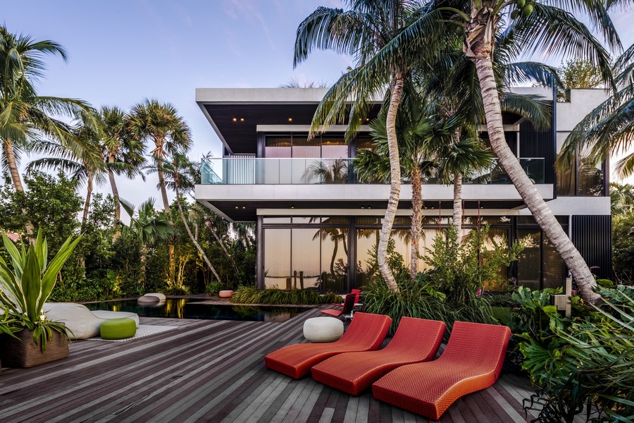 Real Estate Photography - 430 W San Marino Dr, Miami Beach, FL, 33139 - 