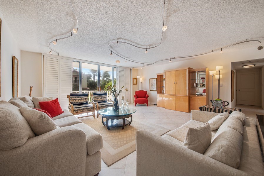 Real Estate Photography - 100 Worth Avenue, #220, Palm Beach, FL, 33480 - Living Room