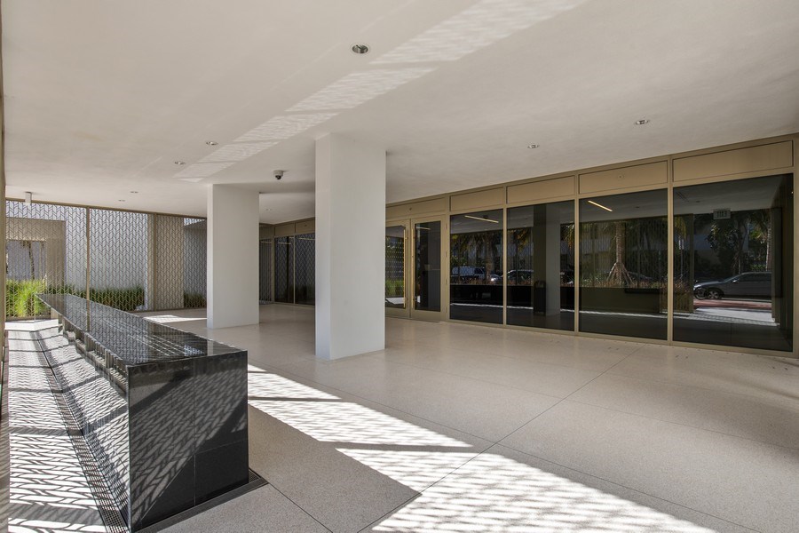 Real Estate Photography - 300 Collins Avenue, #2F, Miami Beach, FL, 33139 - Lobby