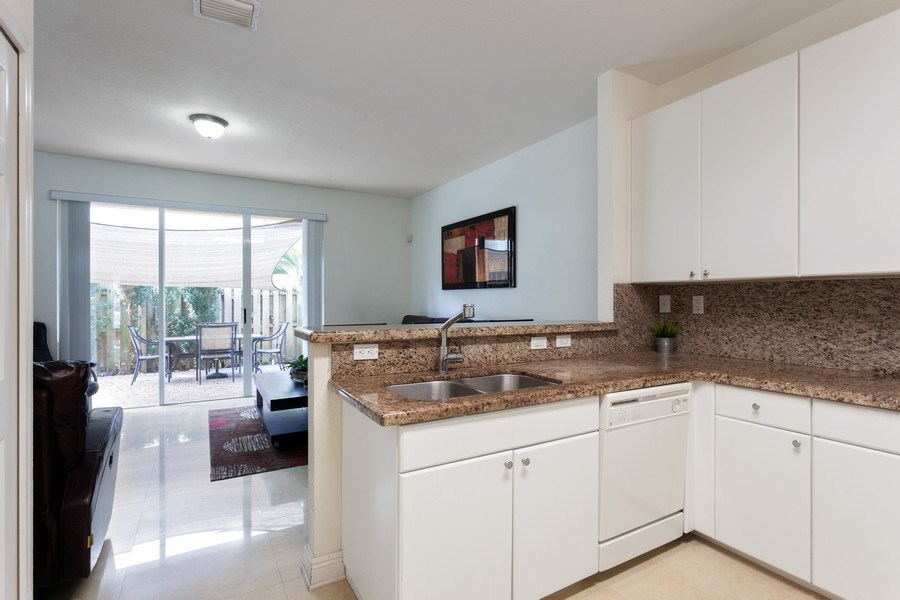Real Estate Photography - 8160 NW 116th Avenue, Doral, FL, 33178 - Kitchen