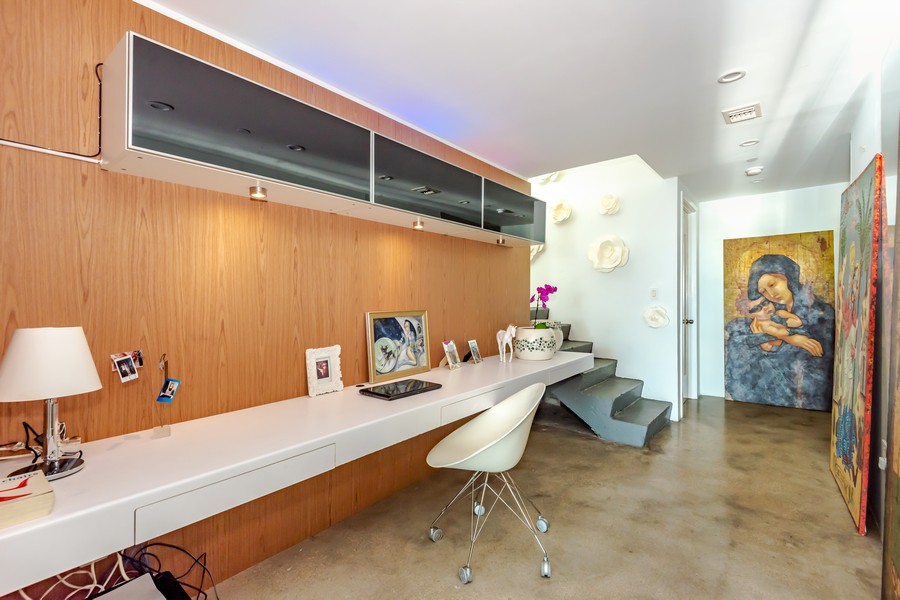 Real Estate Photography - 1040 Biscayne Blvd, Ph 4602, Miami, FL, 33132 - 