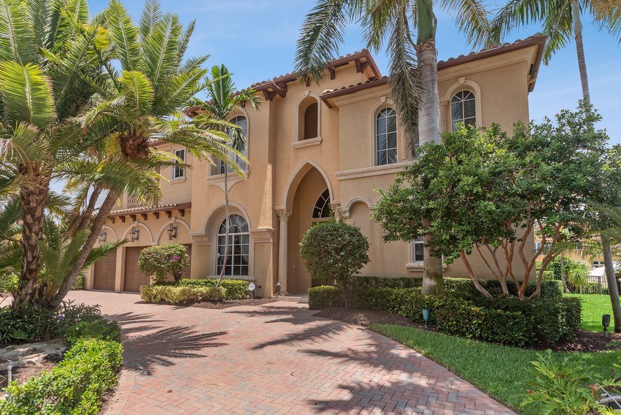 Real Estate Photography - 939 Hyacinth Drive, Delray Beach, FL, 33483 - Front View