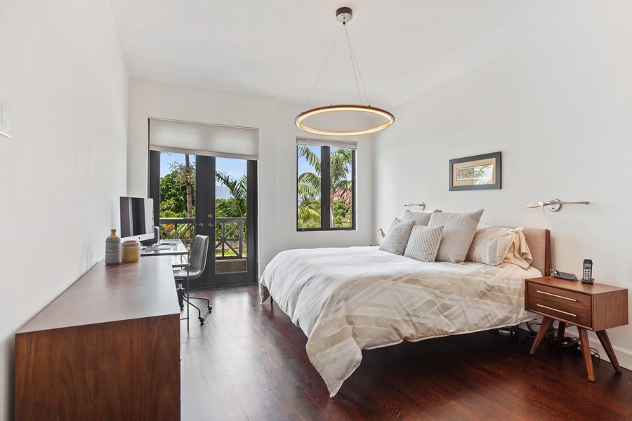 Real Estate Photography - 2401 Anderson Road, #15, Coral Gables, FL, 33134 - Primary Bedroom