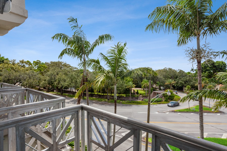 Real Estate Photography - 2401 Anderson Road, #15, Coral Gables, FL, 33134 - Balcony
