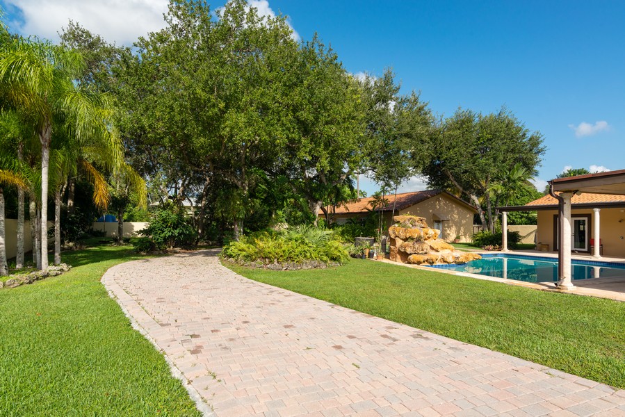 Real Estate Photography - 6520 SW 72nd Court, Miami, FL, 33143 - 