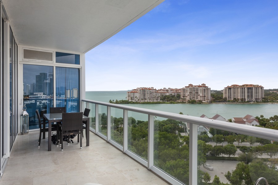 Real Estate Photography - 100 S Pointe Dr, Miami beach, FL, 33139 - Balcony