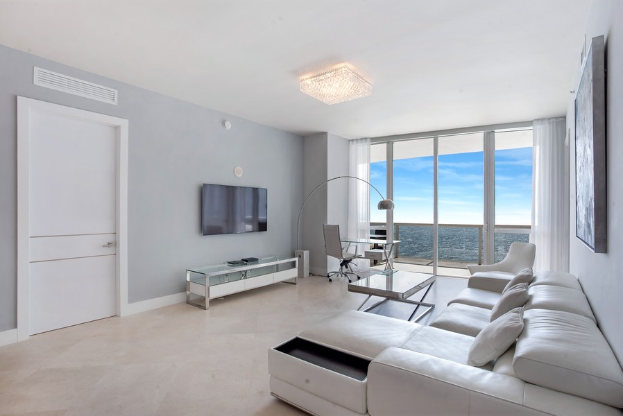 Real Estate Photography - 15901 Collins Avenue, #1907, Sunny Isles Beach, FL, 33160 - Living Room