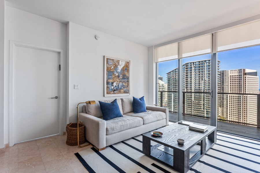 Real Estate Photography - 88 SW 7th Street, #3409, Miami, FL, 33130 - Living Room