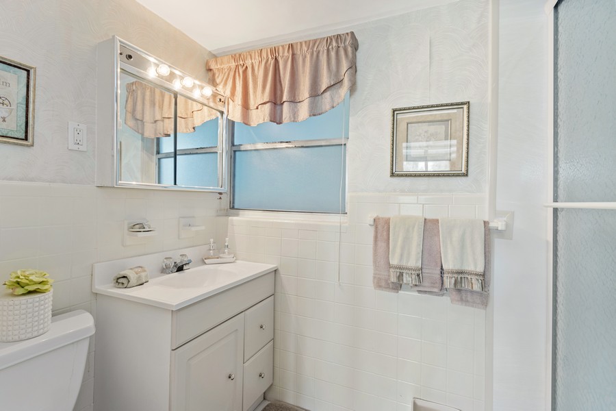 Real Estate Photography - 1221 Hillsboro Mile, #28A, Hillsboro Beach, FL, 33062 - Primary Bathroom