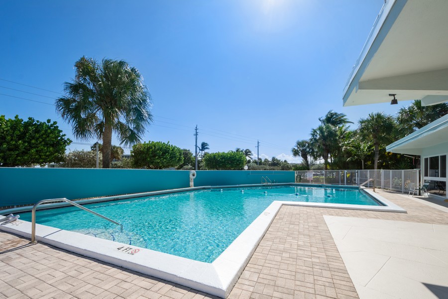 Real Estate Photography - 1221 Hillsboro Mile, #28A, Hillsboro Beach, FL, 33062 - Pool