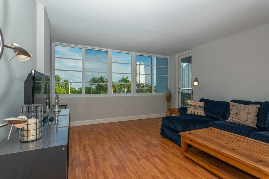 Real Estate Photography - 1670 Lincoln Court, #3D, Miami Beach, FL, 33139 - Living Room