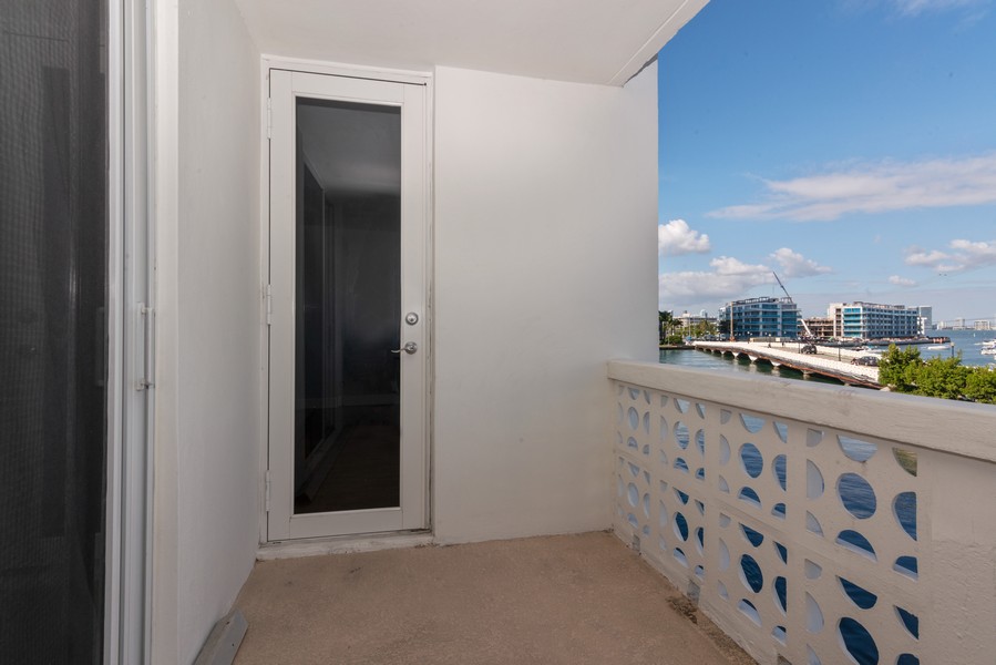 Real Estate Photography - 1670 Lincoln Court, #3D, Miami Beach, FL, 33139 - Balcony