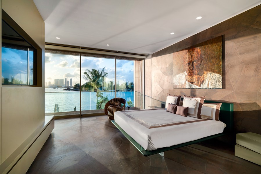 Real Estate Photography - 122 W Dilido Drive, Miami Beach, FL, 33139 - 