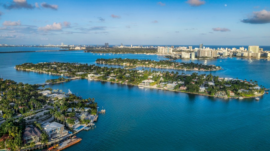 Real Estate Photography - 122 W Dilido Drive, Miami Beach, FL, 33139 - 
