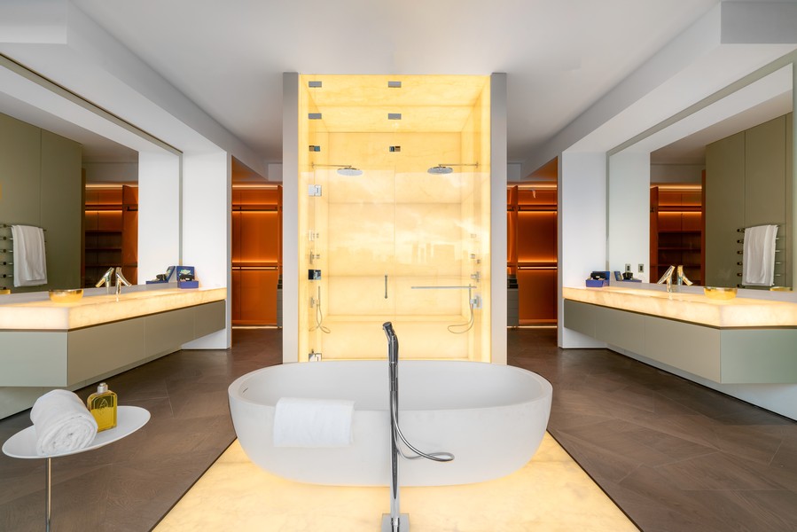 Real Estate Photography - 122 W Dilido Drive, Miami Beach, FL, 33139 - 