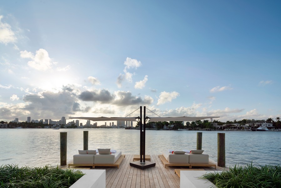 Real Estate Photography - 122 W Dilido Drive, Miami Beach, FL, 33139 - 