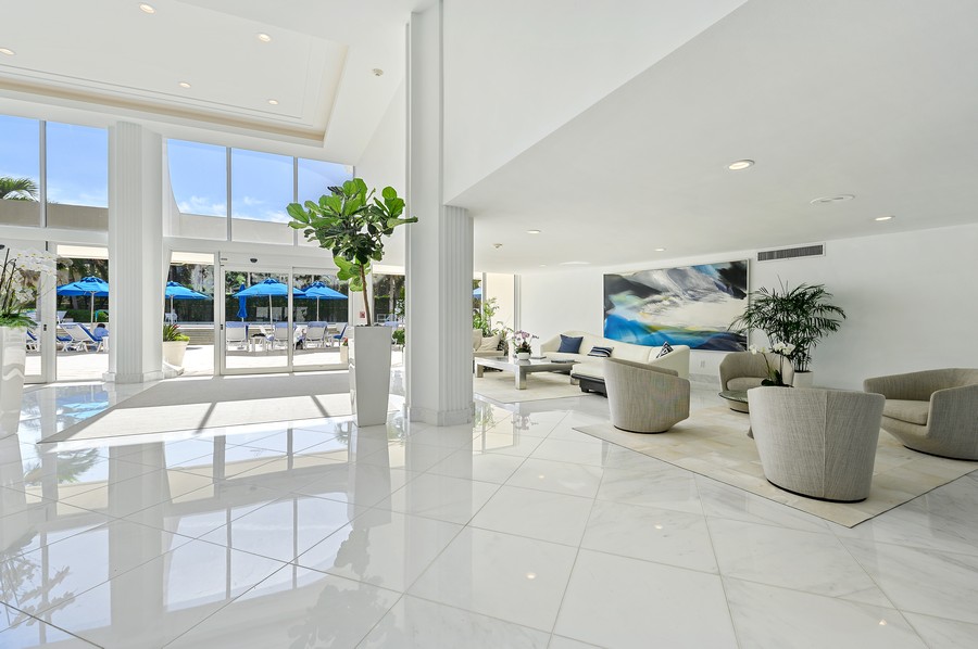 Real Estate Photography - 100 Sunrise Avenue, #218, Palm Beach, FL, 33480 - Lobby