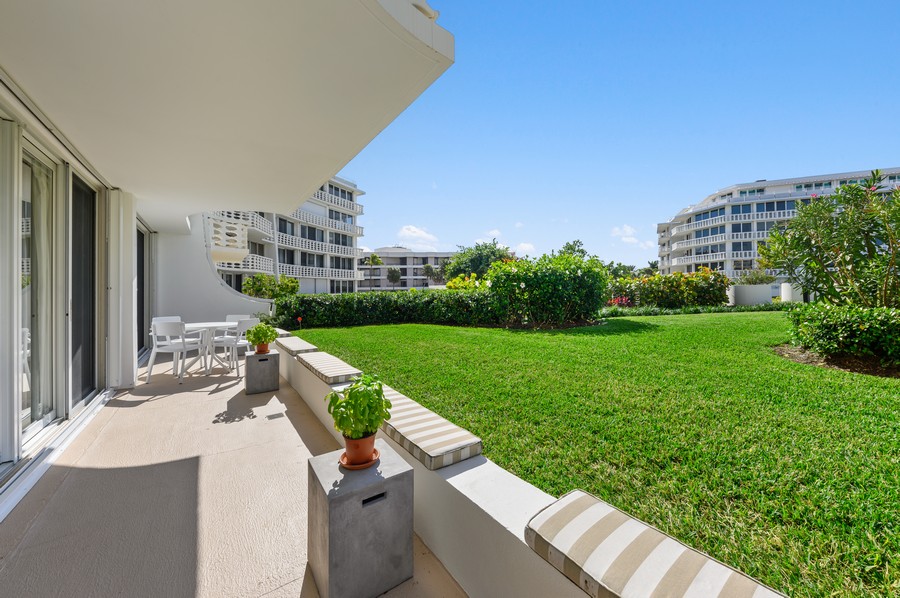 Real Estate Photography - 100 Sunrise Avenue, #218, Palm Beach, FL, 33480 - Patio