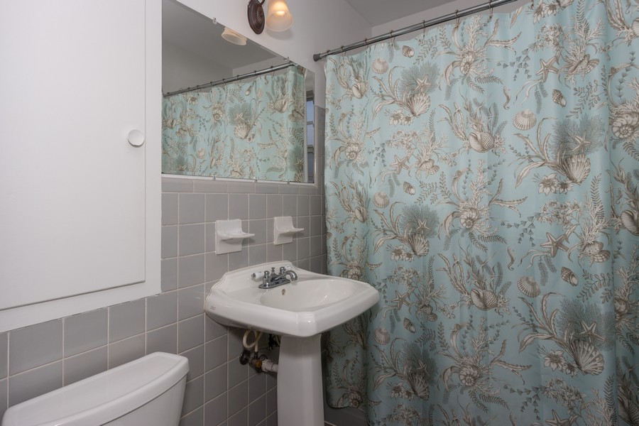 Real Estate Photography - 624 Orton Avenue, #11, Ft. Lauderdale, FL, 33304 - Bathroom