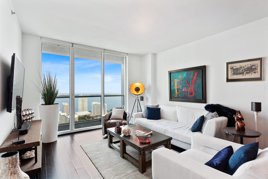 Real Estate Photography - 500 Brickell Avenue, #4000, Miami, FL, 33131 - Living Room