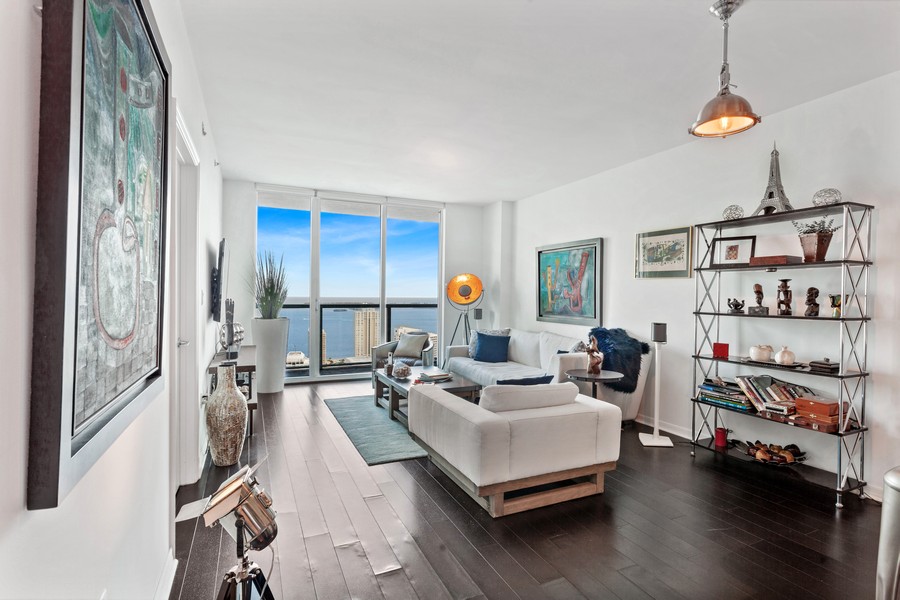 Real Estate Photography - 500 Brickell Avenue, #4000, Miami, FL, 33131 - Living Room