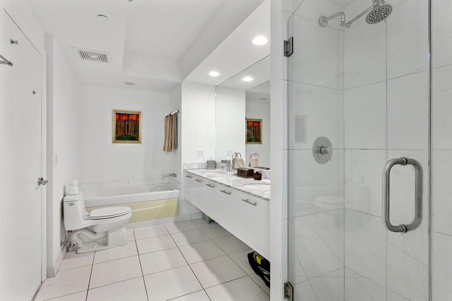 Real Estate Photography - 500 Brickell Avenue, #4000, Miami, FL, 33131 - Primary Bathroom