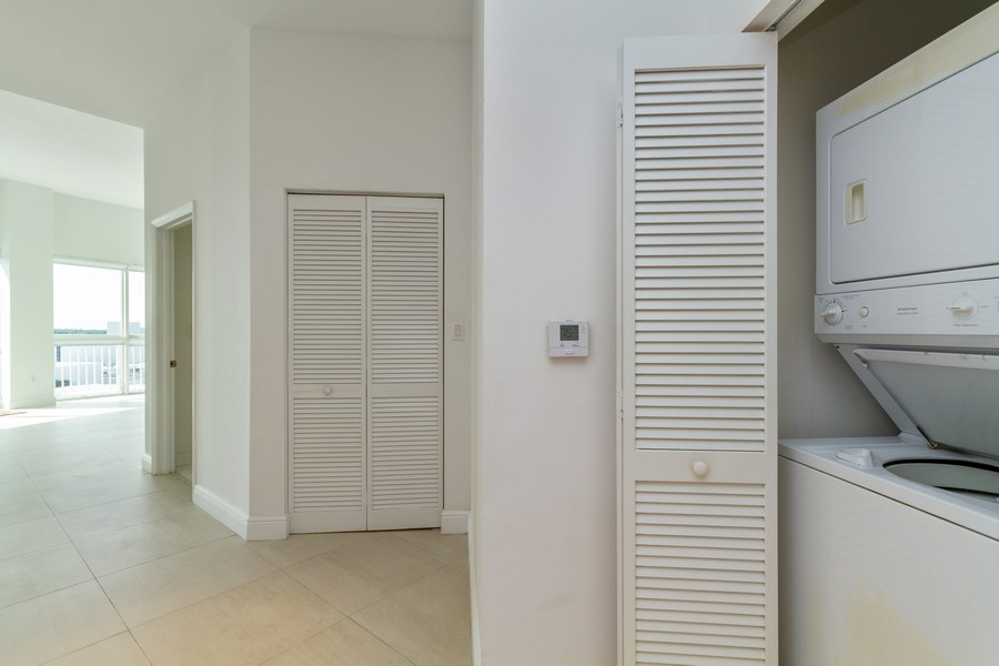 Real Estate Photography - 7270 SW 88 ST #B703, Miami, FL, 33156 - Laundry Room