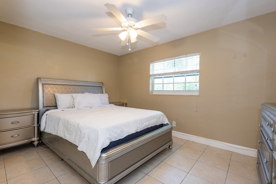 Real Estate Photography - 490 SW 49 Terrace, Margate, FL, 33068 - Primary Bedroom