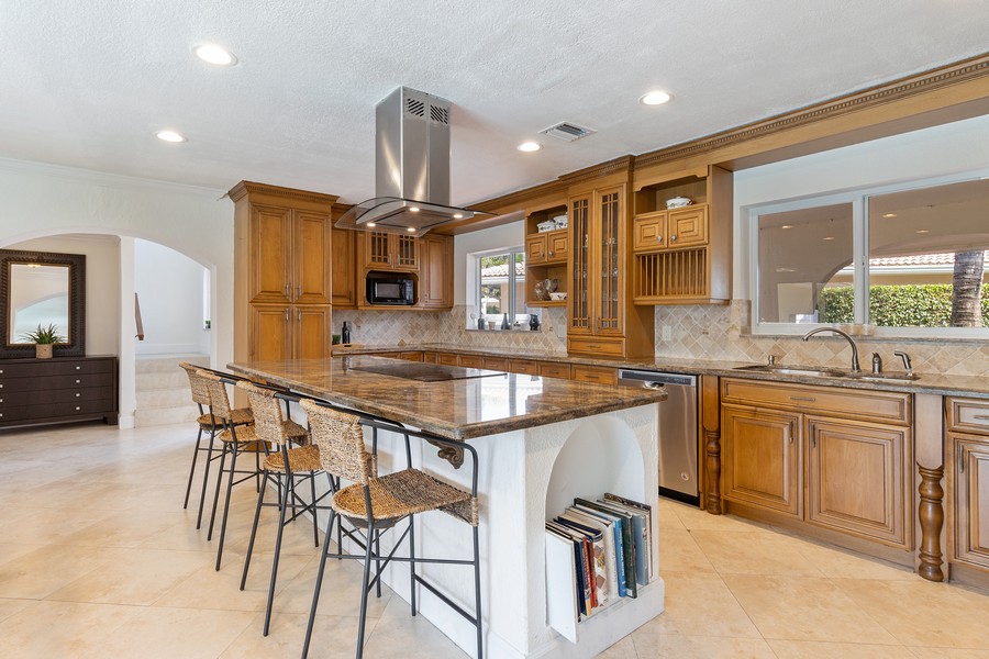 Real Estate Photography - 1115 SE 12th Terrace, Deerfield Beach, FL, 33441 - 