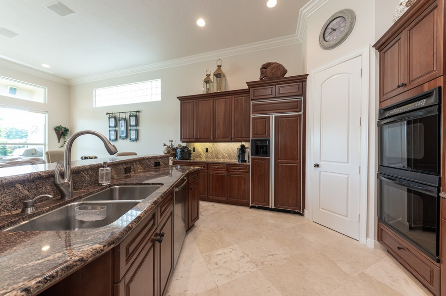 Real Estate Photography - 15904 Double Eagle Trail, Delray Beach, FL, 33446 - Kitchen
