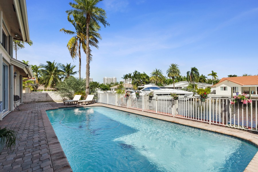 Real Estate Photography - 16421 NE 34 Ave, North Miami Beach, FL, 33160 - Pool