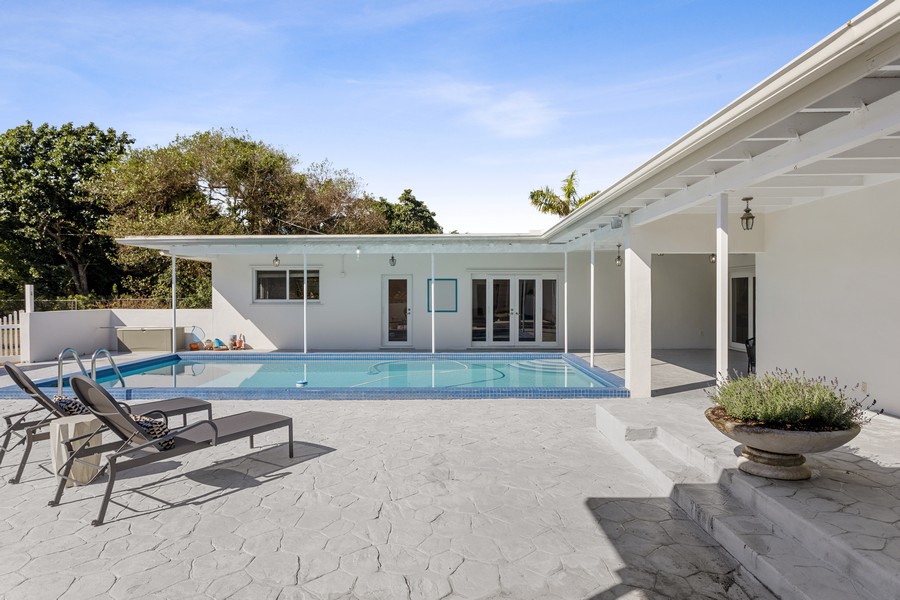 Real Estate Photography - 7800 SW 112 Street, Pinecrest, FL, 33156 - Pool