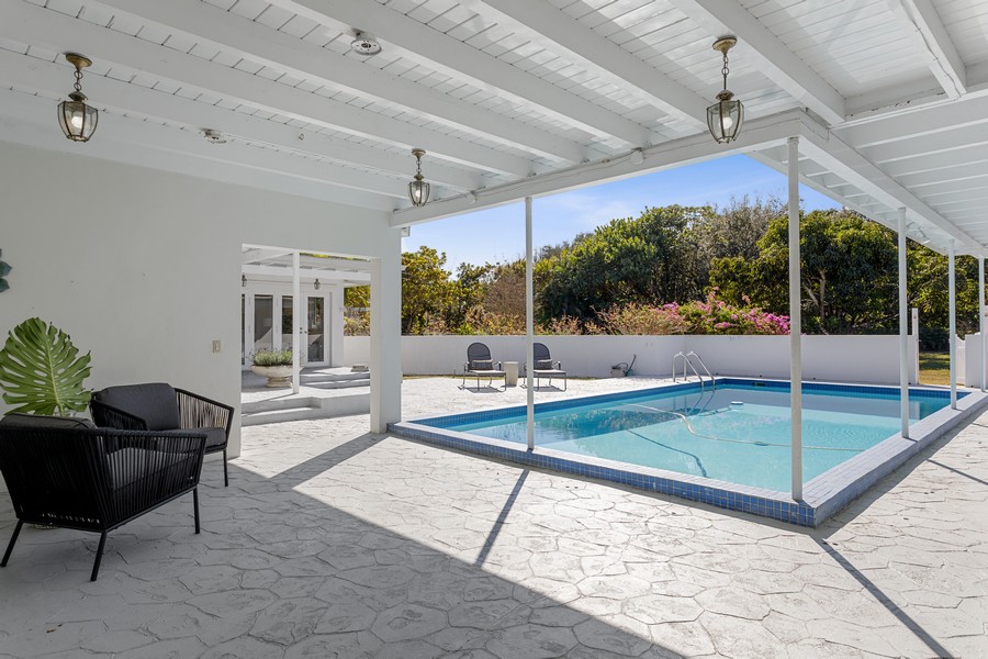 Real Estate Photography - 7800 SW 112 Street, Pinecrest, FL, 33156 - Pool