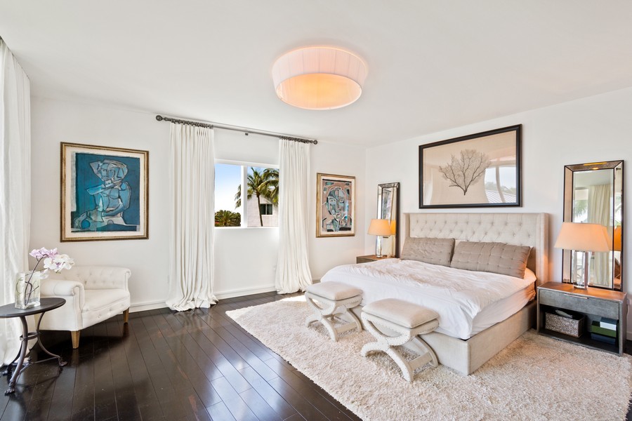 Real Estate Photography - 50 south point dr th1 n, Miami Beach, FL, 33139 - Primary Bedroom