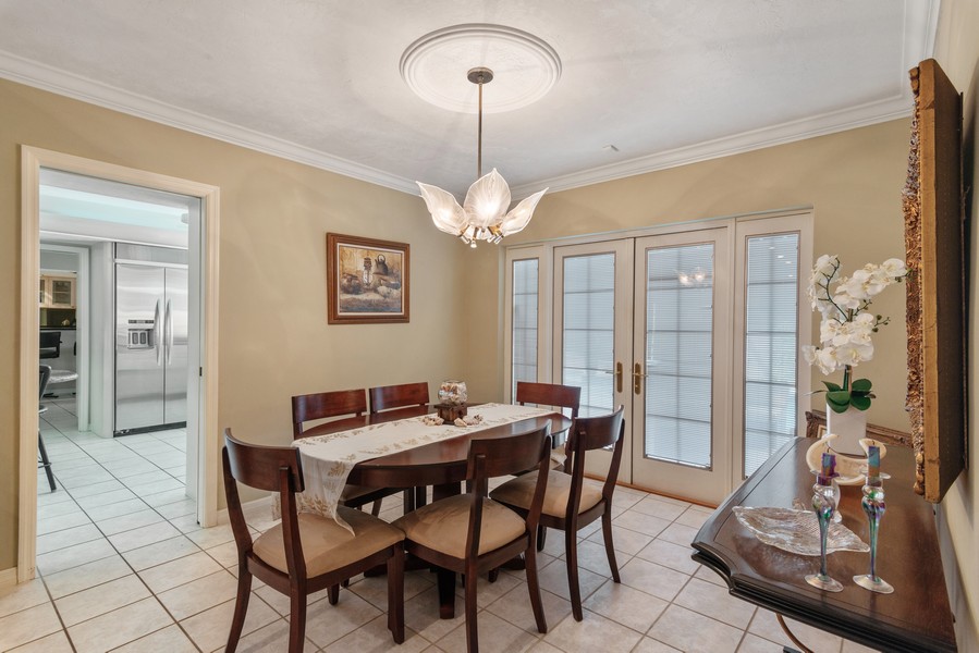 Real Estate Photography - 7721 Sw 180 Terrace, Miami, FL, 33157 - Kitchen / Dining Room