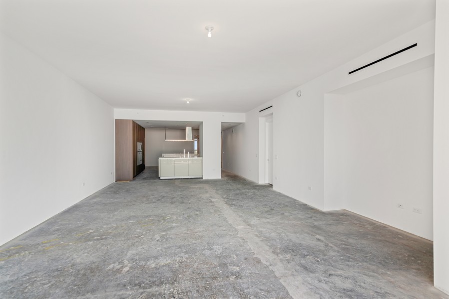 Real Estate Photography - 18501 Collins Ave, #2702, Sunny Isles Beach, FL, 33160 - Great Room