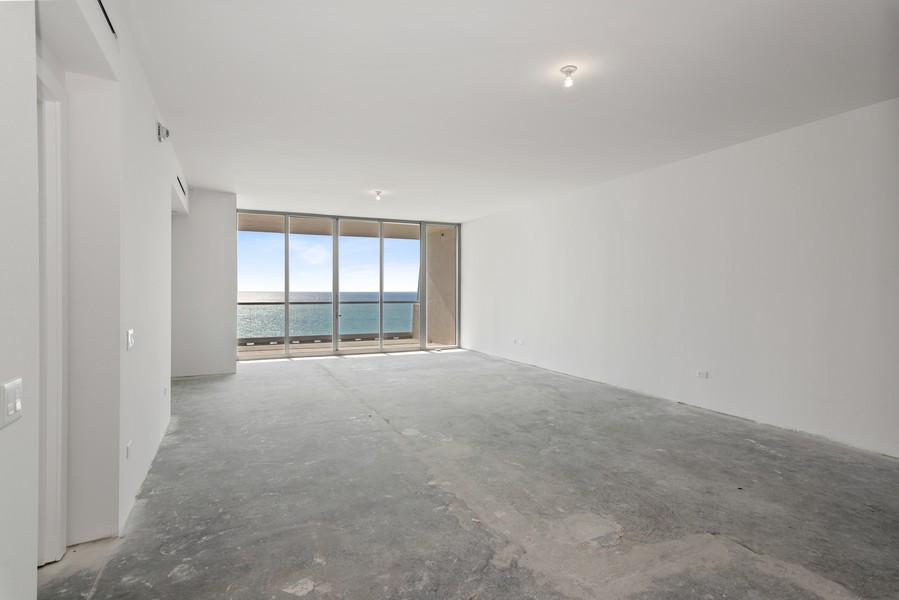 Real Estate Photography - 18501 Collins Ave, #2702, Sunny Isles Beach, FL, 33160 - Living Room / Dining Room
