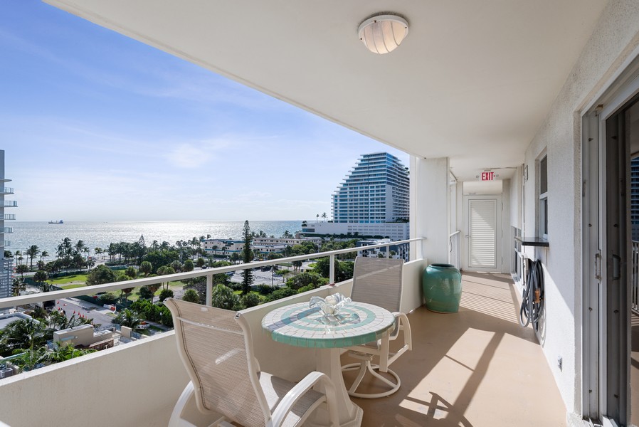 Real Estate Photography - 215 N Birch Rd. #10B, Fort Lauderdale, FL, 33304 - Balcony