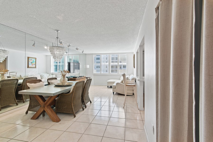 Real Estate Photography - 9273 Collins Ave #901, Miami Beach, FL, 33154 - Entryway