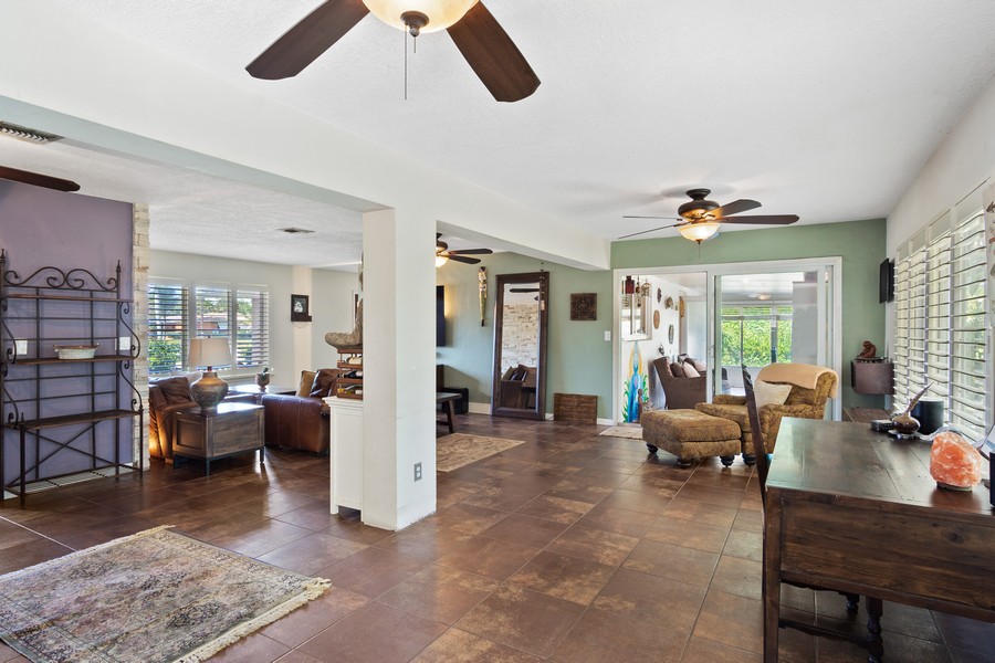 Real Estate Photography - 2298 NE 3rd Way, Boca Raton, FL, 33431 - Living Room