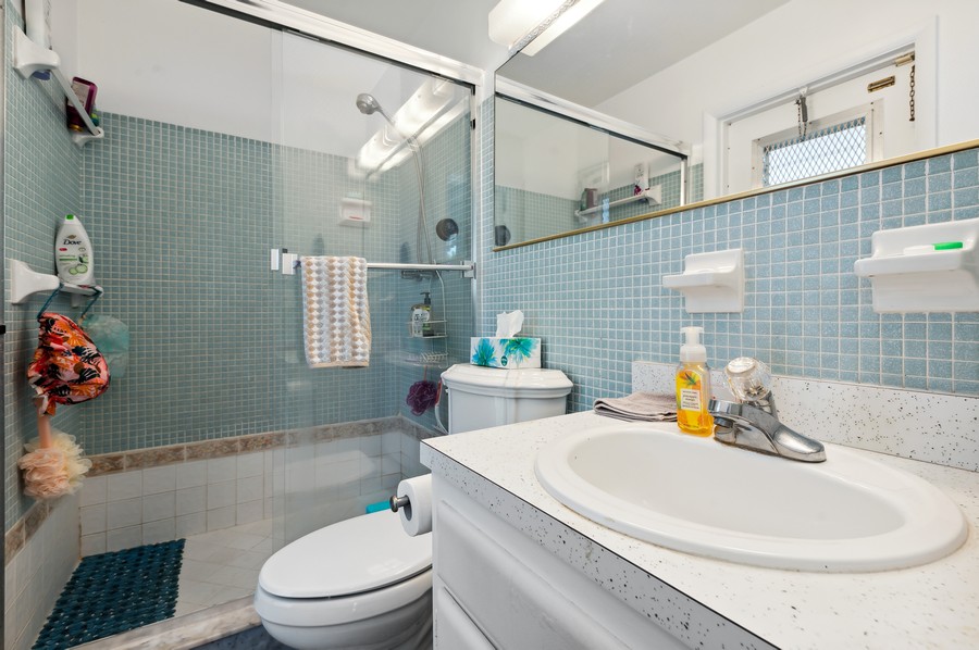 Real Estate Photography - 2901 NE 55th Place, Fort Lauderdale, FL, 33308 - Bathroom