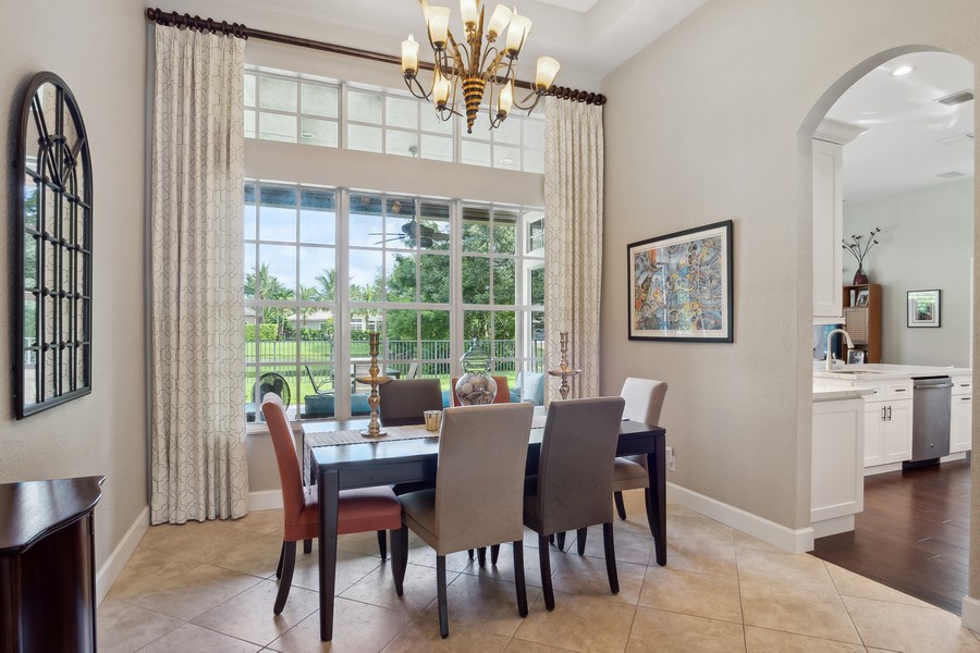 Real Estate Photography - 127 Via Isabella, Jupiter, FL, 33458 - Dining Room