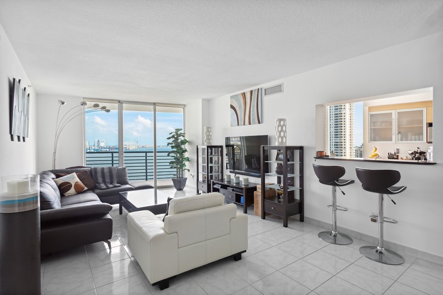 Real Estate Photography - 335 S Biscayne Blvd Unit#1709, Miami, FL, 33131 - Living Room