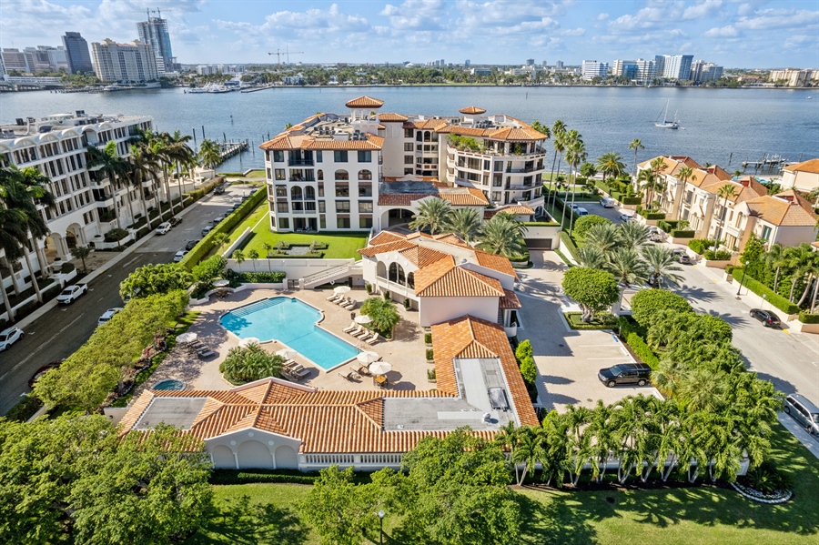 Real Estate Photography - L'Ermitage 200 Bradley PL #301, Palm Beach, FL, 33480 - Aerial View