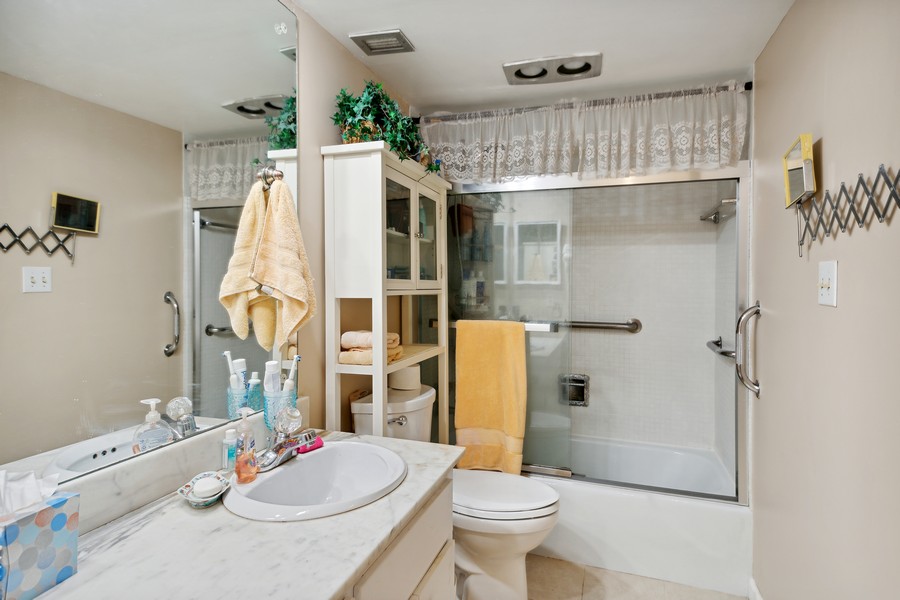 Real Estate Photography - 405 N. Ocean Blvd. #217, Pompano Beach, FL, 33062 - Primary Bathroom