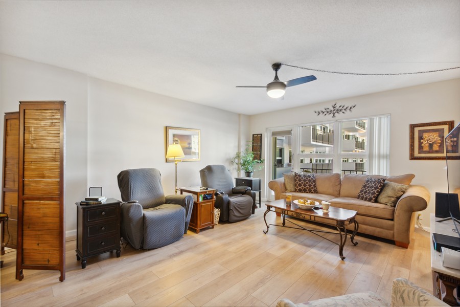 Real Estate Photography - 405 N. Ocean Blvd. #217, Pompano Beach, FL, 33062 - Living Room
