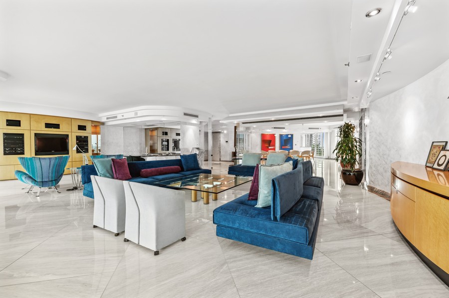 Real Estate Photography - 800 S Ocean Blvd, 403, Boca Raton, FL, 33432 - Living Room/Dining Room
